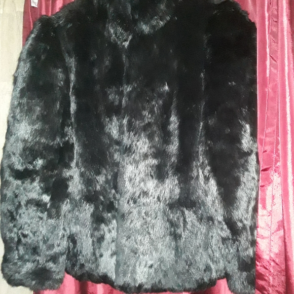 Fur Coat - Picture 2 of 2